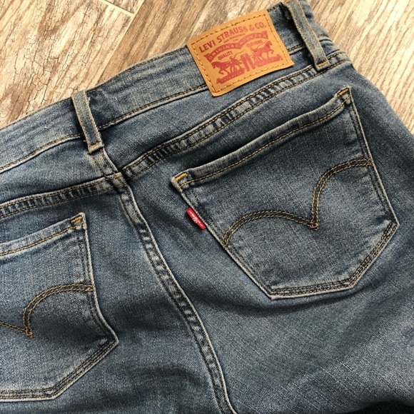 Levi’s 711 skinny distressed jeans - Picture 3 of 3